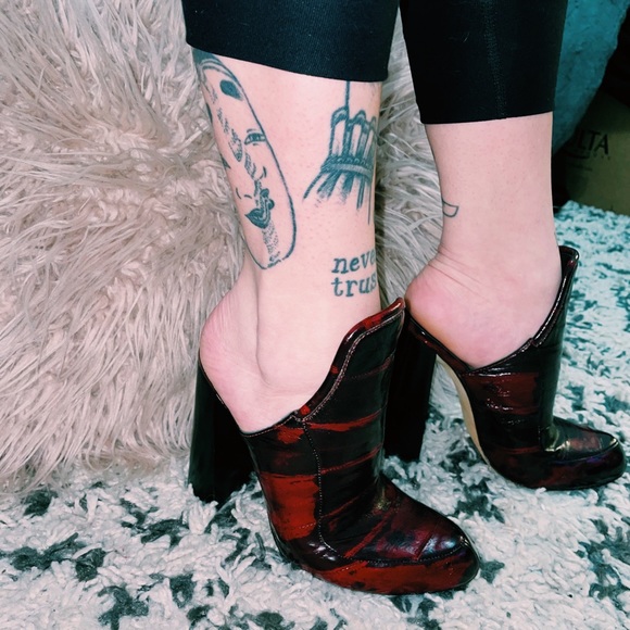 Alexander Wang Leather Printed Mules - Picture 1 of 4